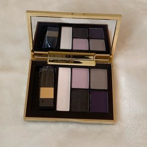 Eyeshadow palette